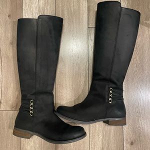 Steve Madden boots